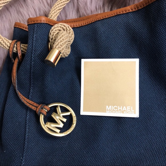 Michael Kors Nautical Tote Bag - Picture 6 of 7
